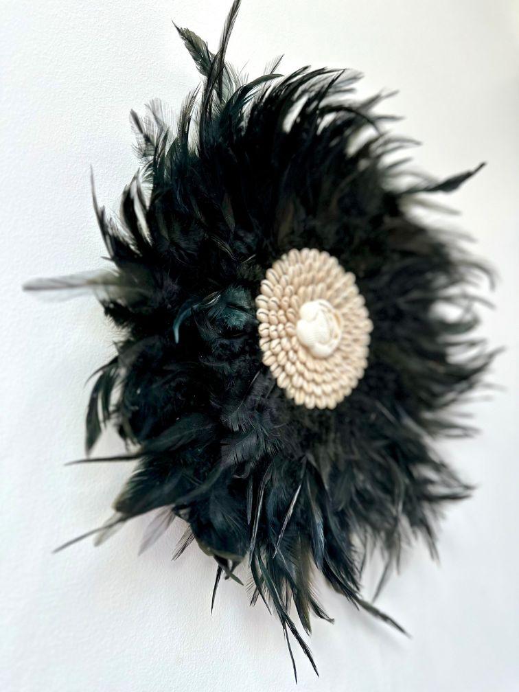 Shelly - Jujuhat Plumes noires et Coquillages 30cm - bohobloom.fr