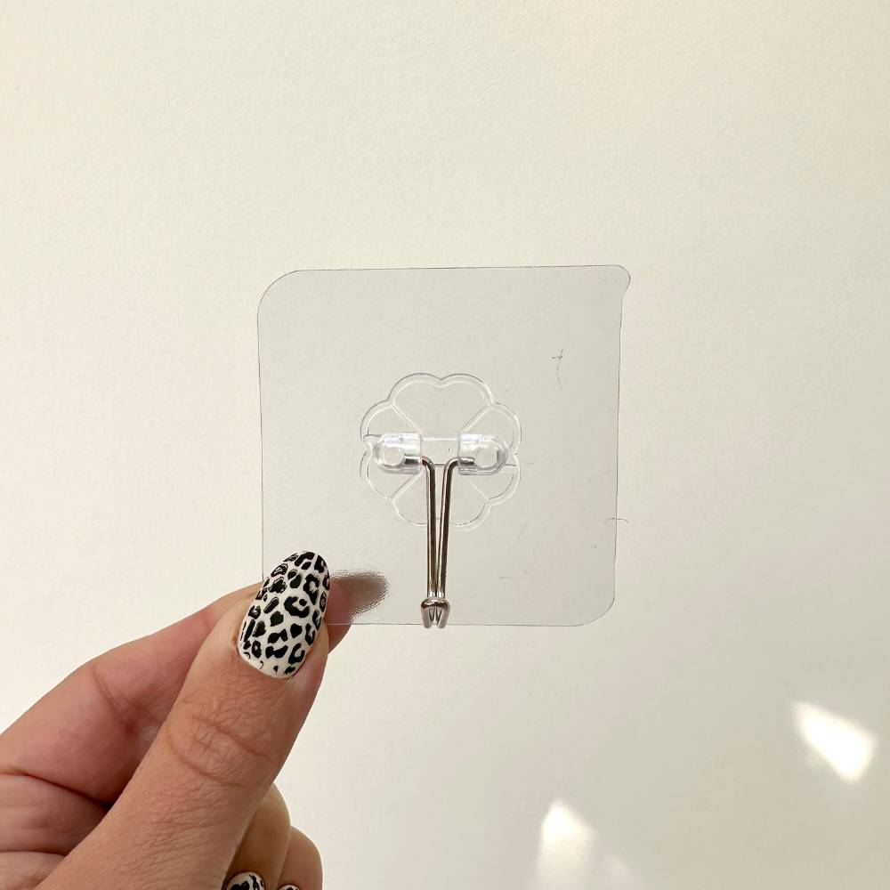No-drill wall hook for Jujuhat