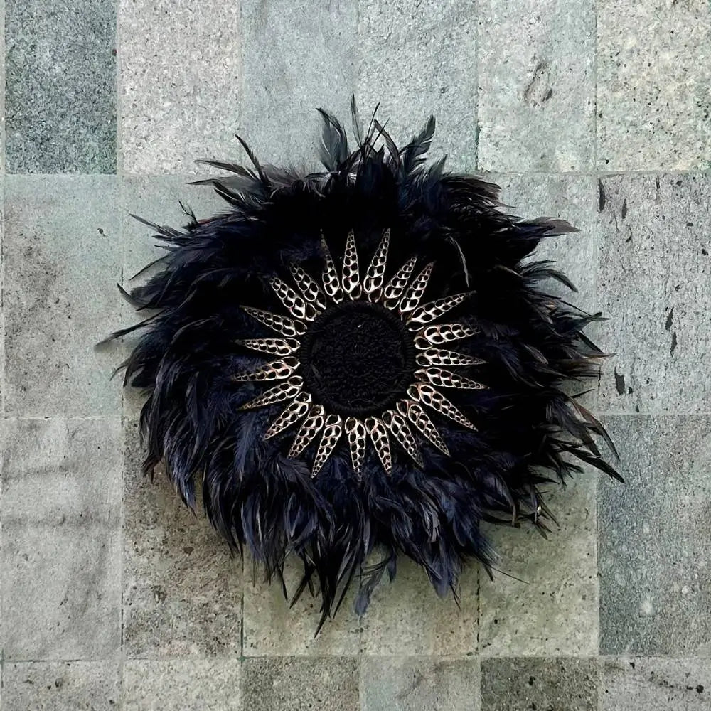 Sharp - Jujuhat noir Plumes, Coquillages pointus et Macramé 30cm