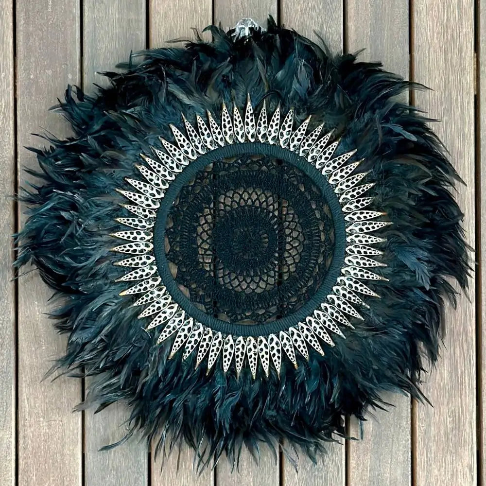 Sharp - Jujuhat noir Plumes, Coquillages pointus et Macramé 60cm